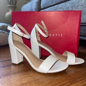 White Open Toe heels size 6